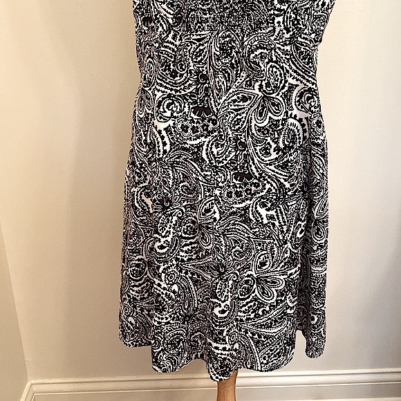 Lands End Black White Paisley Print Faux V-Neck Wrap Sleeveless MIDI Dress SZ 14 - Picture 10 of 13